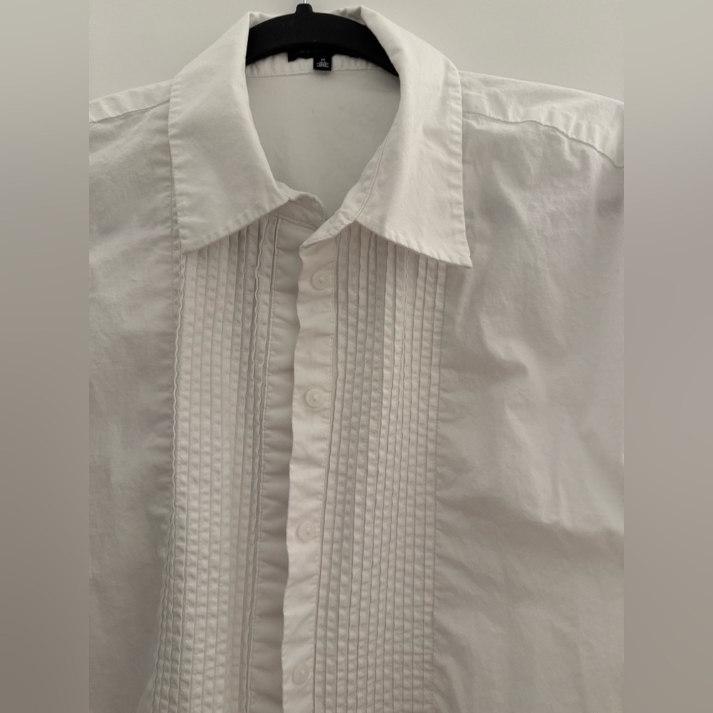 White t shirt